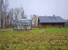 Cottage with fenced yard, sauna, 10 min to Pärnu center