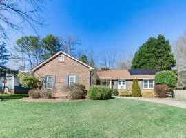 Lovely Charlotte Home with Yard 9 Mi to Uptown!