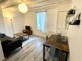 Proche Fontainebleau - Chez Christophe, hotel i Montereau-fault-Yonne