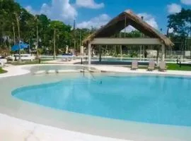 Exclusive building 6 people 3 cable televisions 3 swimming pools balcony,