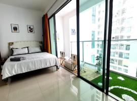 Best House In Town City 5-Bedrooms Up to 10Pax Big Balcony, hotel u gradu Serdang