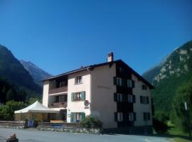 Hotel Klein Matterhorn, parkimisega hotell sihtkohas Randa