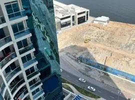 oasis tower family apartment 2904