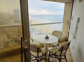 Mia’s suits, serviced apartment in Bat Yam