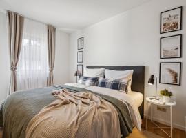 Gelbe Koffer - Family & Business Apartment in Neunkirchen - 2 SZ - bis 5 Pers - Parkplatz - Self-Check-in - Balkon, hotel i Neunkirchen