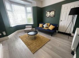 Comfy home in Newport, hotel v destinaci Newport