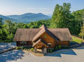 Westover Lodge, holiday home in Old Fort