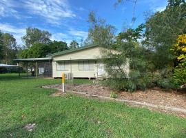 Whitehaven 2, villa in Picnic Bay