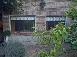 Casa en Costa Azul - Canelones, holiday home sa La Floresta