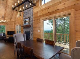 Shortoff Mountain Retreat Secluded Cabin with Access to Outdoor Activities, hišnim ljubljenčkom prijazen hotel v mestu Morganton
