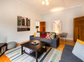 BRIGHTON HAVEN a self-contained modern bungalow, bungalow in Brighton