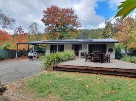 Crystalbrook Cottage, hotel em Porepunkah