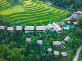 Bungalow Hoàng Su Phì, hotel con estacionamiento en Hoàng Su Phì