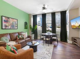 Spacious Modern Condos near French Quarter, hotel in New Orleans