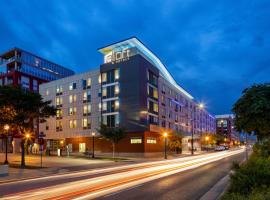 Aloft by Marriott Minneapolis: Porto Santo şehrinde bir otel