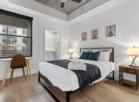 CozySuites Modern Midtown Loft 25