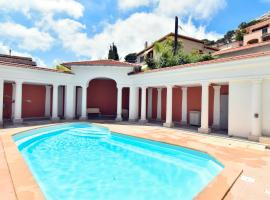 Le Cap Soleil -Standing - Piscine et Parking privé, hótel með bílastæði í Roquebrune-Cap-Martin