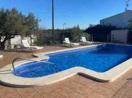 AME339 Villa intima para 8 personas, con piscina privada climatización