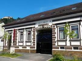 Cetățuia - Ultra-Central Râșnov Stay - Parking and Nature Close to Bran, Dino Parc and More
