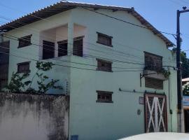 Casa Charmosa Verde-Azul, villa em Paracuru