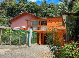 Casa com churrasqueira em Itatiaia RJ โรงแรมในอิตาชายยา