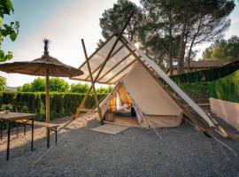 Kampaoh Navajas, glamping em Navajas