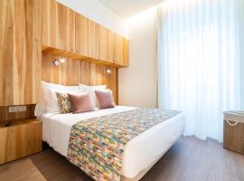 Azoriani City Hostel Ponta Delgada โรงแรมในปอนตาเดลกาดา