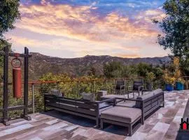 Resort Feel I Breathtaking Mountain Scenery I Pool
