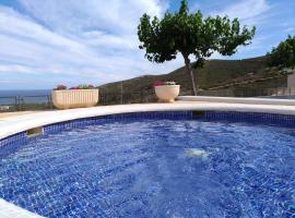 Peñiscola - Casa Mirador mit Gemeinschaftspool, vacation home in Castellón de la Plana