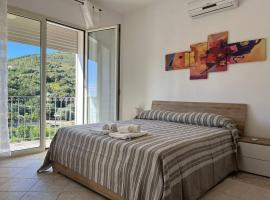 Appartamento in Ogliastra ad un passo dal mare, hotel a Loceri