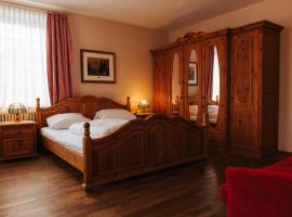 Unertl Bräustüberl Gästehaus, Hotel in Haag in Oberbayern