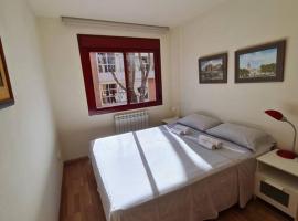 Estupendo Apartamento en Madrid، شقة في مدريد