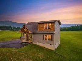 Misty Morning Meadow Breathtaking Smoky Mountain Cabin with Hot Tub, Views, & Free Tickets