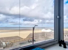 Luxe app Knokke-Heist met strand cabine