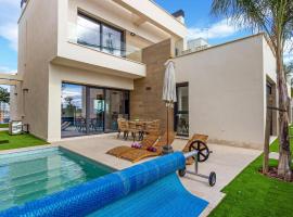 3 Bedroom Amazing Home In Torre Pacheco, hotel in Torre-Pacheco