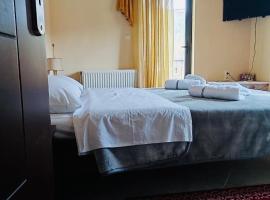 Villa Athamanio - Suite, hotel amb aparcament a Athamanio