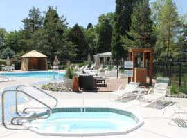 Thunderbird Resort Club, hotel in Reno