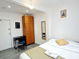 Peaceful & Private 2-Bedroom Suite - A London Gem, leilighet i Wanstead