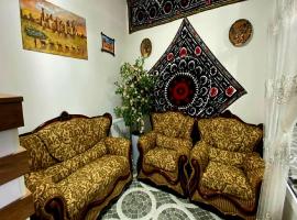 Alifa Lux Guesthouse, viešbutis mieste Samarkandas
