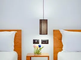 Gloal Suites & Residence