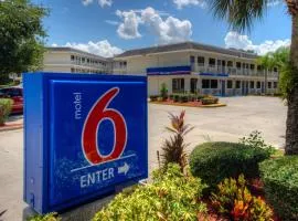 Motel 6-Bradenton, FL