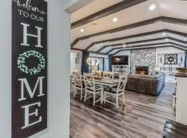 RiverEdge Haven Hot Tub, 5 Beds, Kayaks Near ND