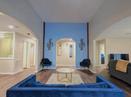 Quiet, Spacious, Pet-Friendly, Hotel in Humble