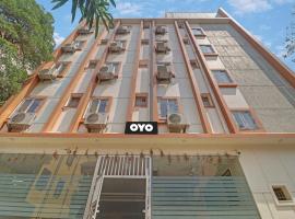 80977E SS Metro Ritz, hotel sa Ameerpet