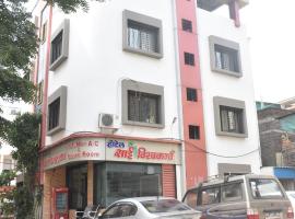 HOTEL SAI VISHVA KARMA – obiekt B&B w mieście Shirdi