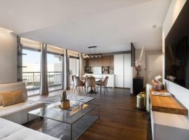 Suite Flat Ardisson - Luxury apartment, hotell i Antibes
