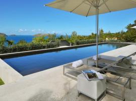 Luxury Vacation Villa 13，Pointe Milou的飯店