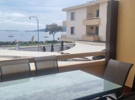 3 Bedroom Bay Village - Shoal Bay Apartments, hotel in Shoal Bay
