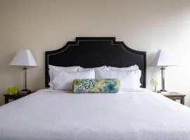 CozySuites TWO Lovely 2BR 2BA Condo