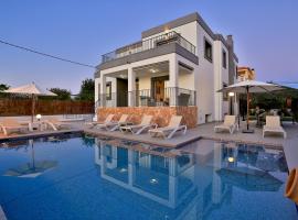 Villa Caroline - Ibiza, place to stay in Can Furnet